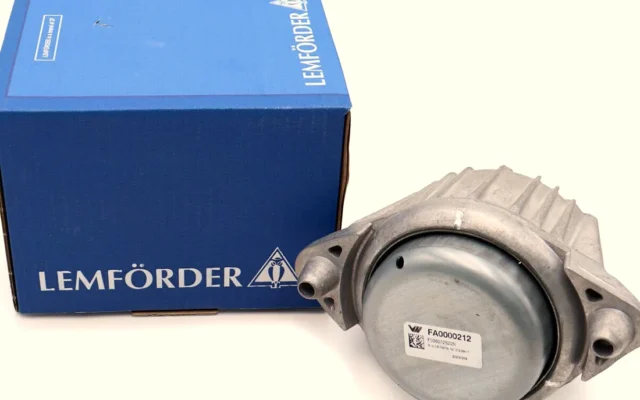LEMFORDER 3557401 | Sağ Motor Kulağı Mercedes E-Serisi (W212) C-Serisi (W204) E250 C250 CDI M651 09-16