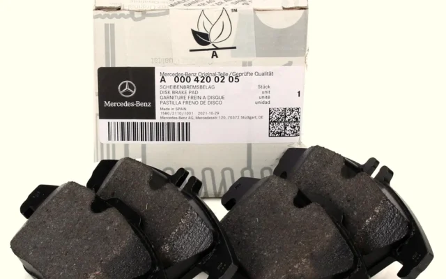 MERCEDES-BENZ A0004200205 | Arka Fren Balata Takımı W204 W207 C180 C180 Kompressor C200 CGI C200 Kompressor C220 CDI C250 CDI – A0004200205 ,c180b