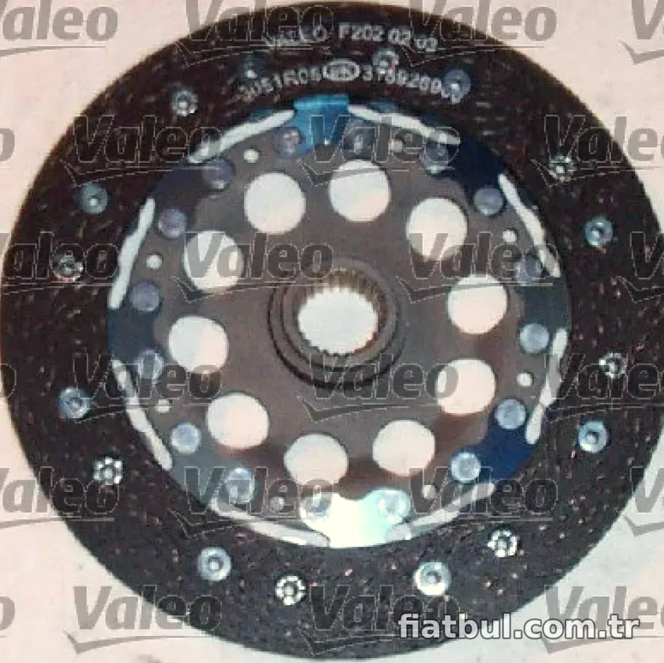 DEBRIYAJ SETI (RULMANLI / KLIMALI) W202 93>00 W124 93>95 C124 93>97 A124 93>98 – Valeo – VALEO 801949″ loading=”lazy” /></figure>
<p class=