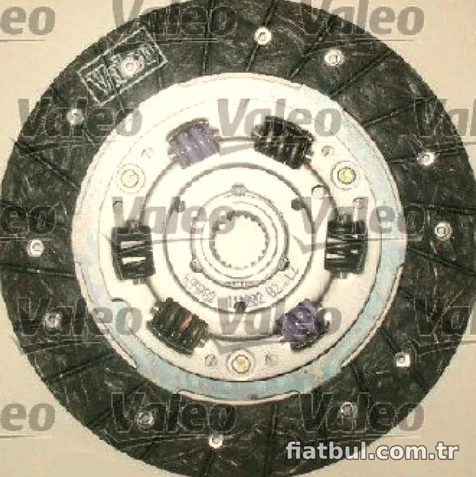 DEBRIYAJ SETI TRAFFIC 2,5 D 98>08 (RULMANLI) – Valeo – VALEO 826312″ loading=”lazy” /></figure>
<p class=