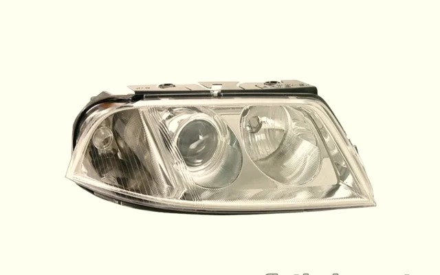 Ön Far Sağ – Volkswagen – Passat 2001 – 2005 (DEPO)